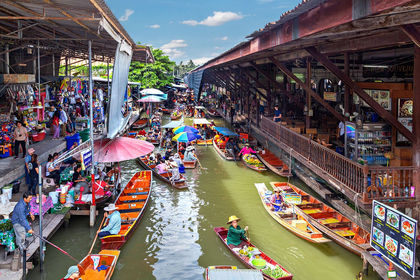 Il mitico  mercato galleggiante ne I migliori tour Bangkok