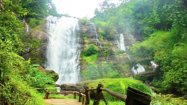 Cascata di Wachiratarn in questo tour Chiang Mai Doi Inthanon e Trekking
