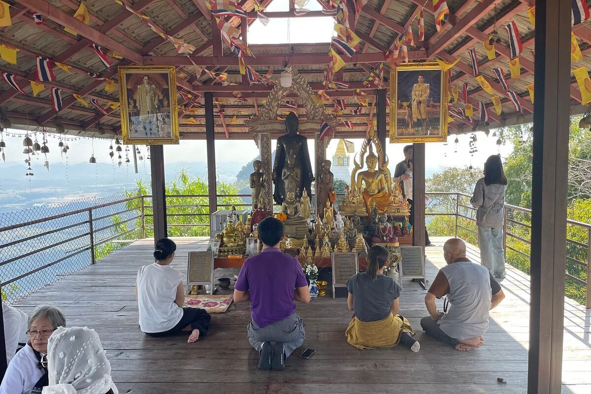 Wat Chaloem Phra Kiat (Wat Phra Phutthabat Sutthawat)