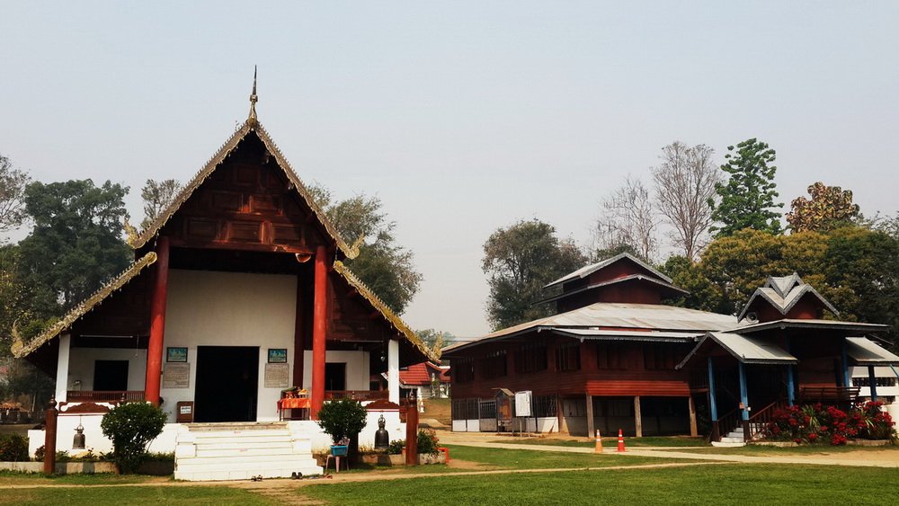 Wat Nam Hu a Pai