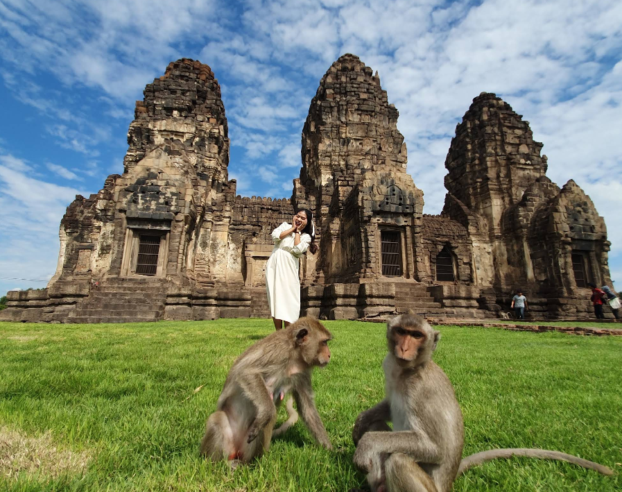 Phra Prang Sam Yot a Lopburi La Città delle Scimmie