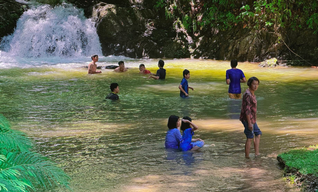 Raman Waterfall Forest park