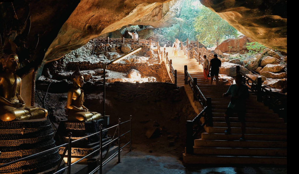 Wat Suwan Kuha, nel tour james Bond con Longtail Boat