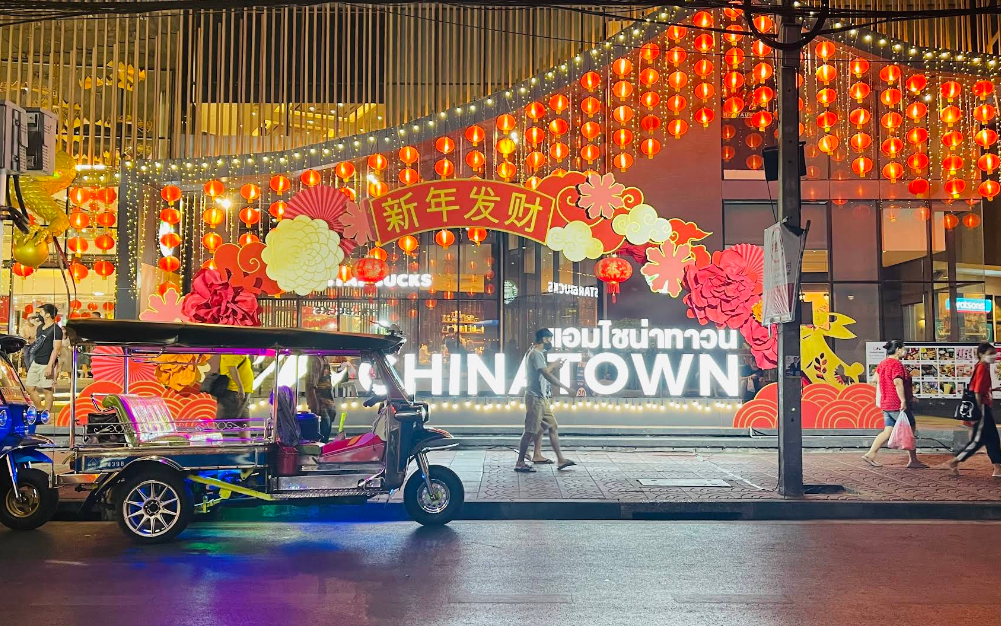 luci a chinatown
