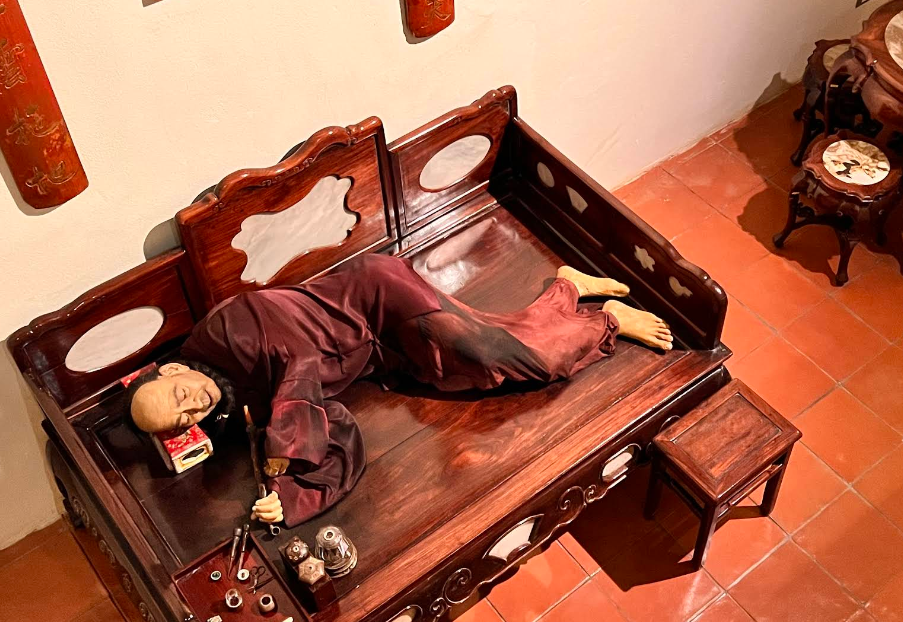 hall of opium