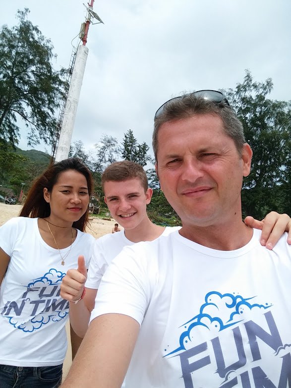 Thailandia la nostra storia , Nee, Andrea ed io